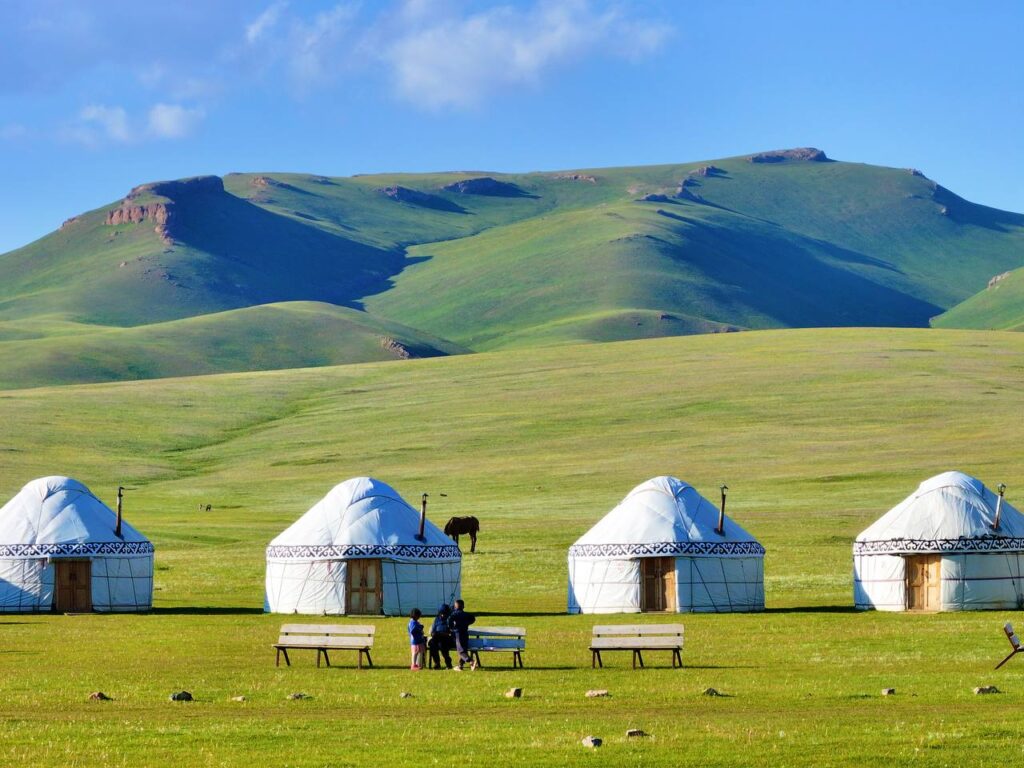 Song-Kul Express: Burana Tower & Kok-Moynok Canyon